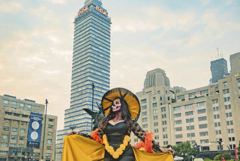 Catrina-CDMX-1000x670 - 7 planes tradicionales para festejar el Día de Muertos 2024