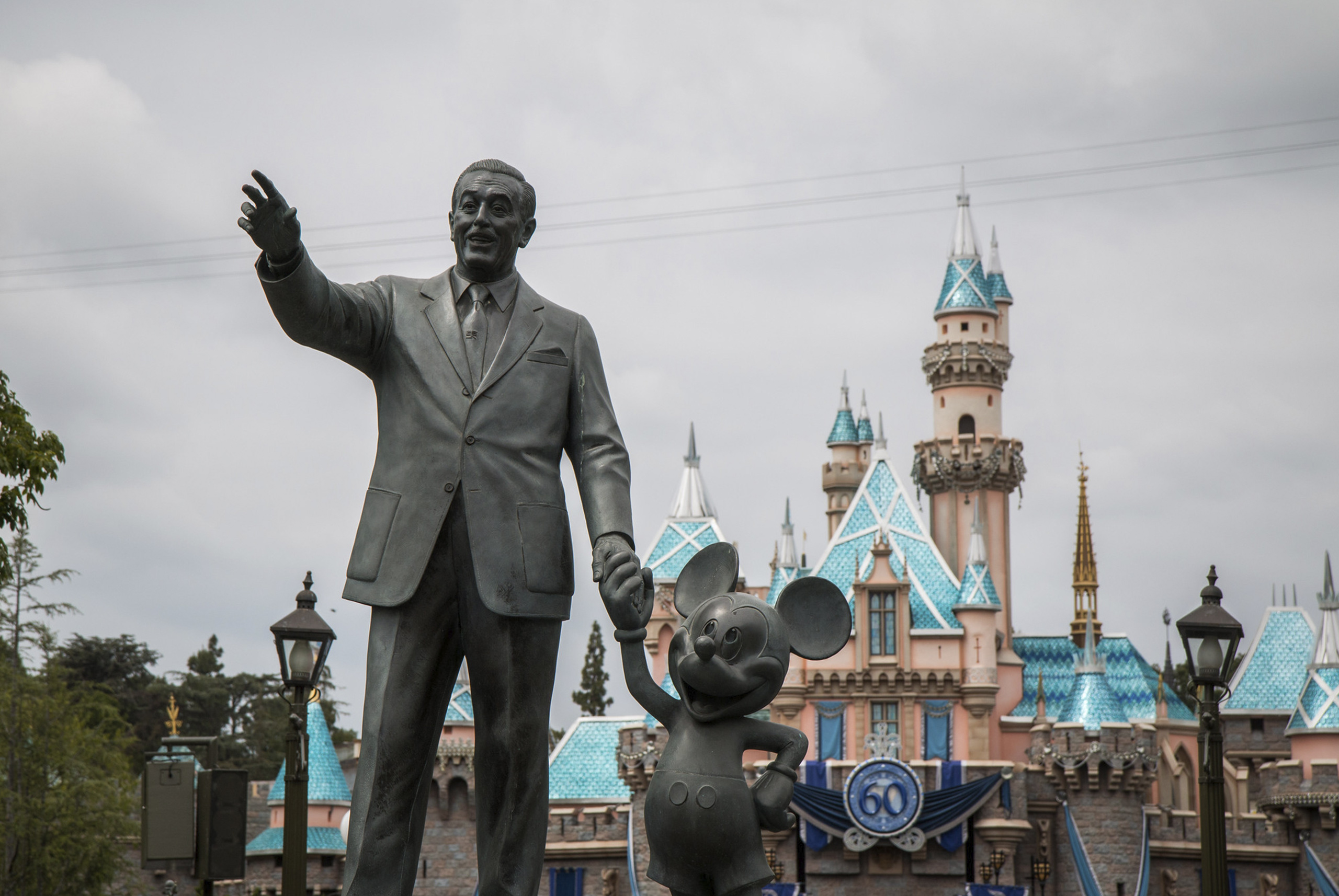 Qué es el programa Magic Key de Disneyland California y qué beneficios tiene