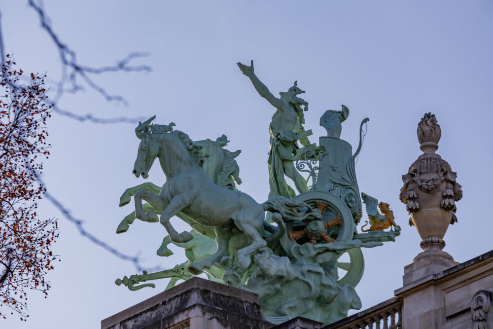 París: un paseo por los escenarios que han marcado la historia y la moda