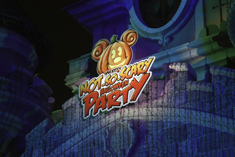 Mickey-Scary-Halloween-1000x670 - Todos los eventos de Halloween que habrá en Disney Florida
