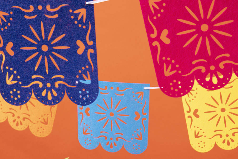 Papel-picado-1000x670 - Este pueblito a poco más de 1 hora de la CDMX te sorprenderá con su papel picado para Día de Muertos