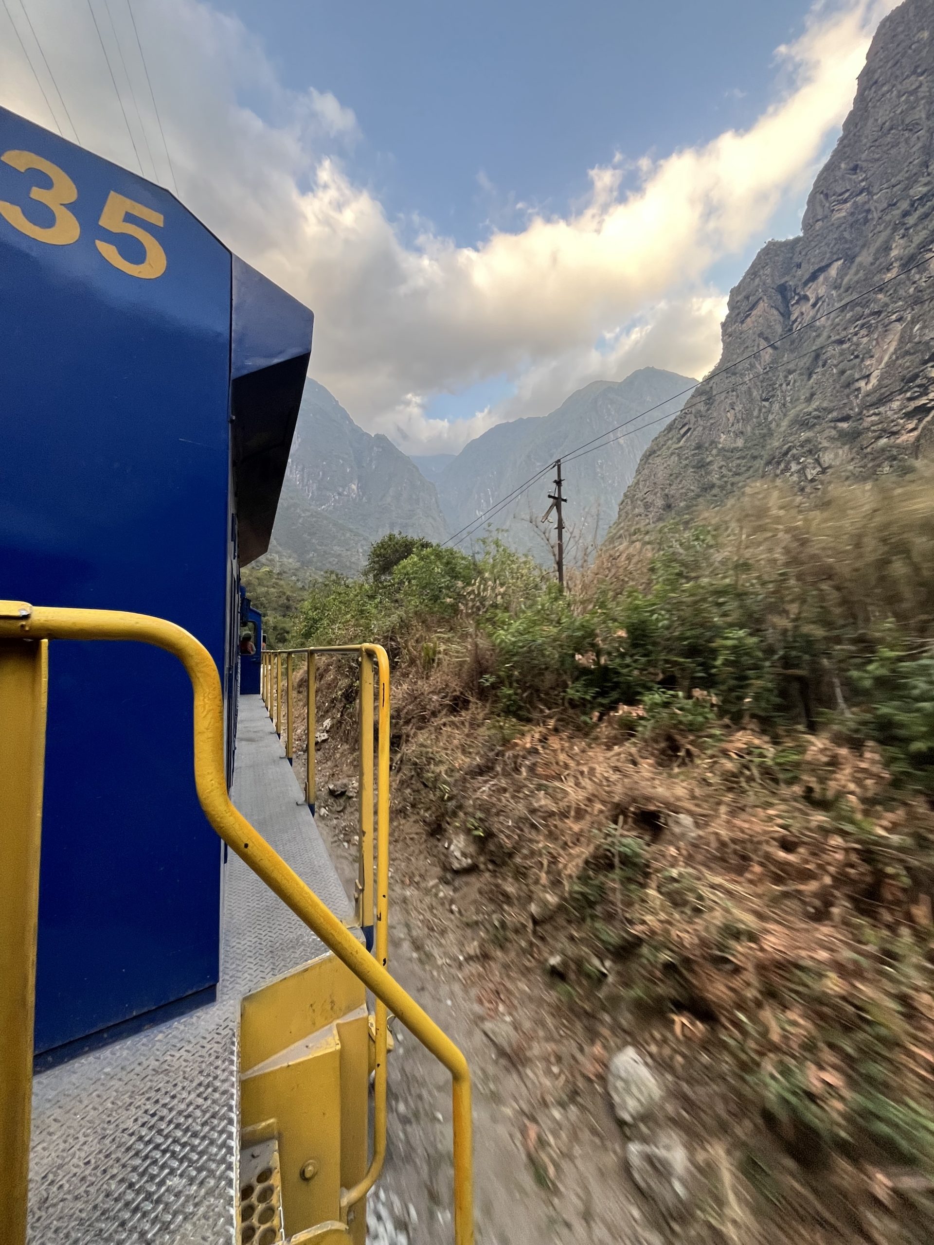 Vistadome_Observatory_PeruRail_2-scaled - Machu Picchu: una guía para disfrutar del misticismo de los incas