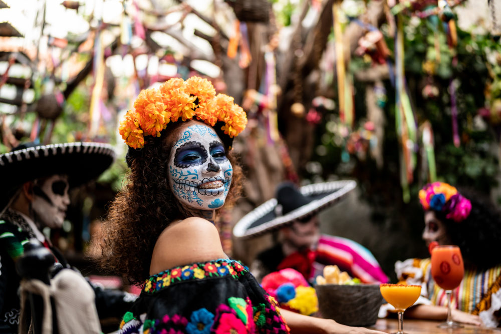 iStock-1411247607-1000x667 - Cómo celebrar Día de Muertos 2024 en Oaxaca: itinerario, planes y tradiciones