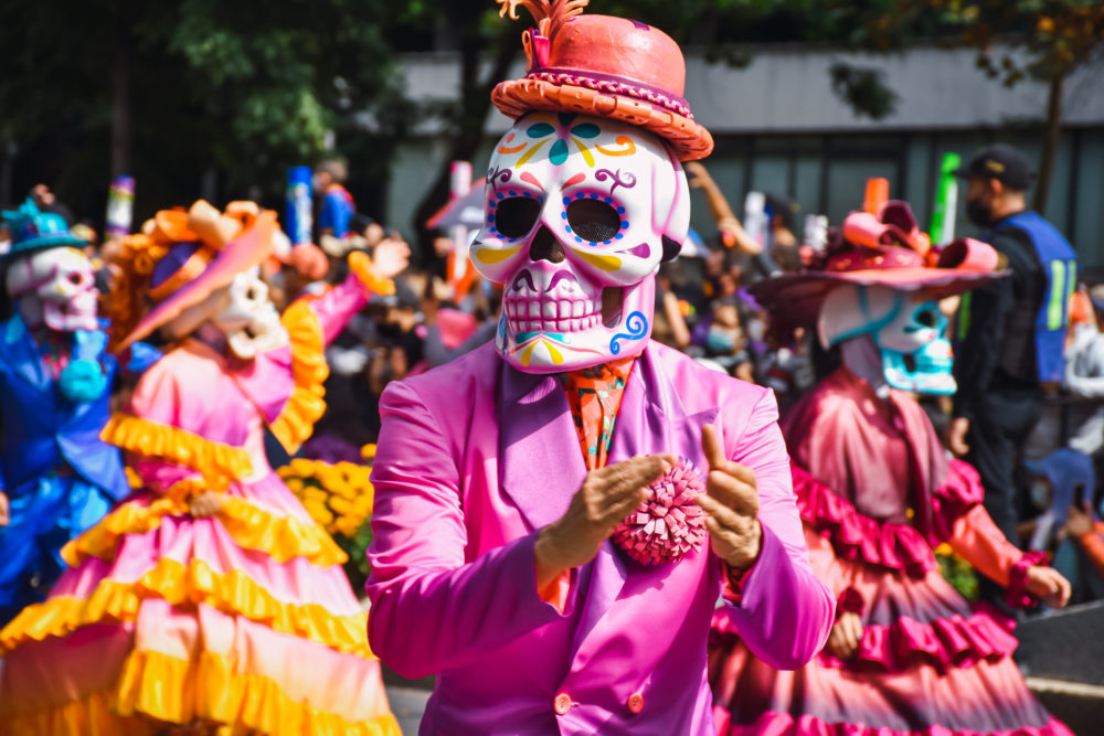 iStock-1556845641-1000x667 - 7 planes tradicionales para festejar el Día de Muertos 2024