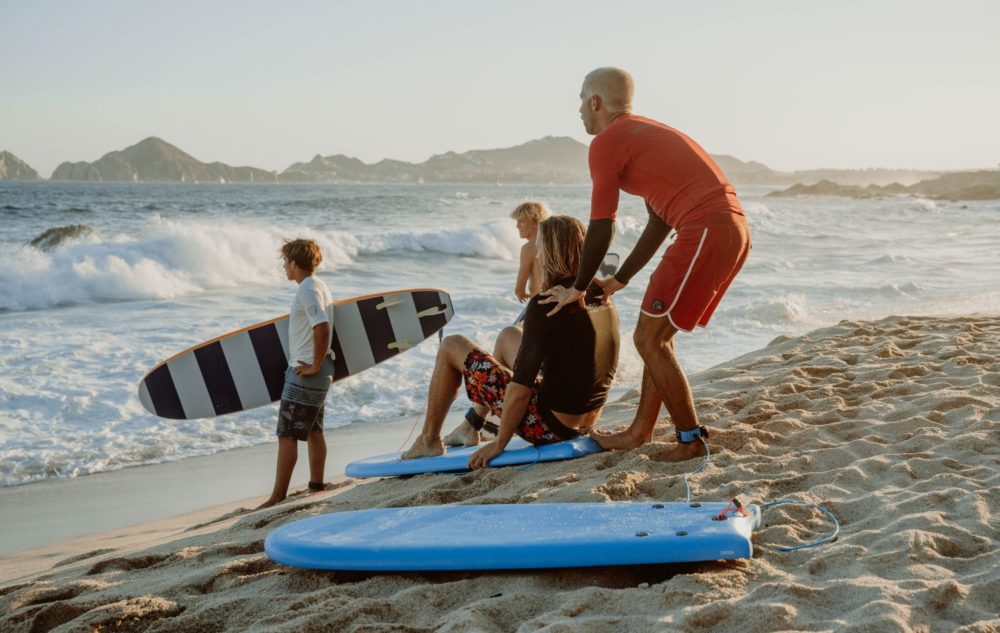 The Cape, el hotel en Los Cabos con un restaurante de Enrique Olvera e ideal para surfistas (expertos y aficionados)