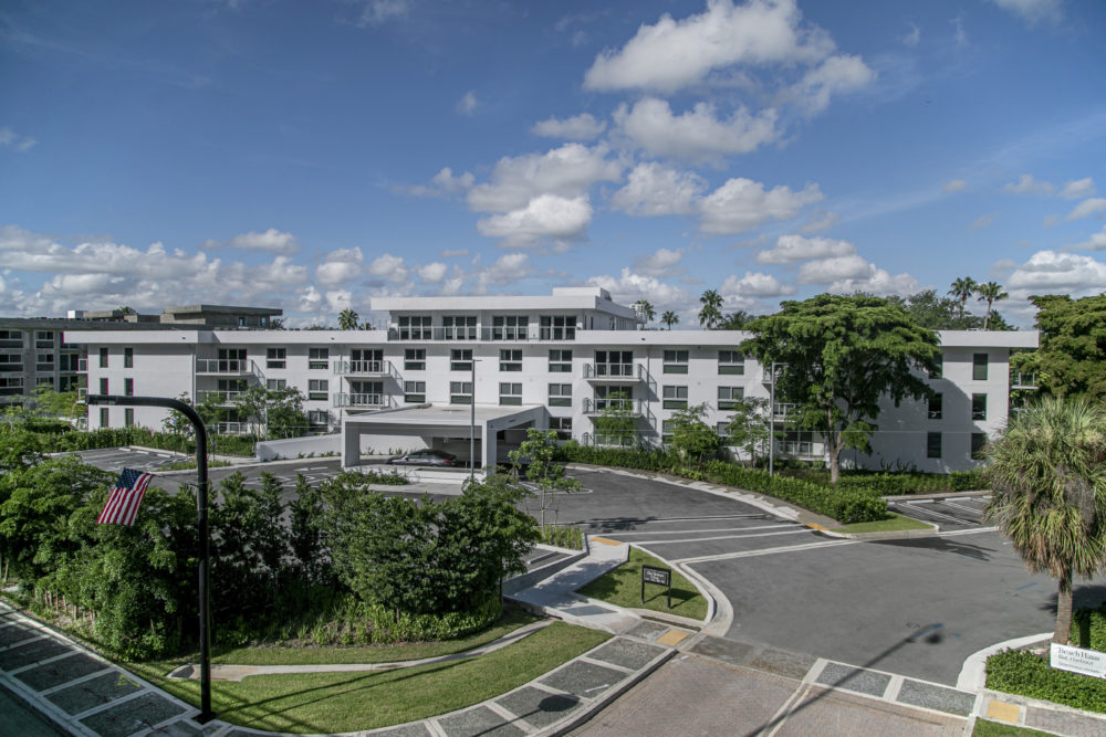 BeachHausArchitecture_5-1000x667 - Cuatro hoteles para hospedarse en Bal Harbour, Miami   