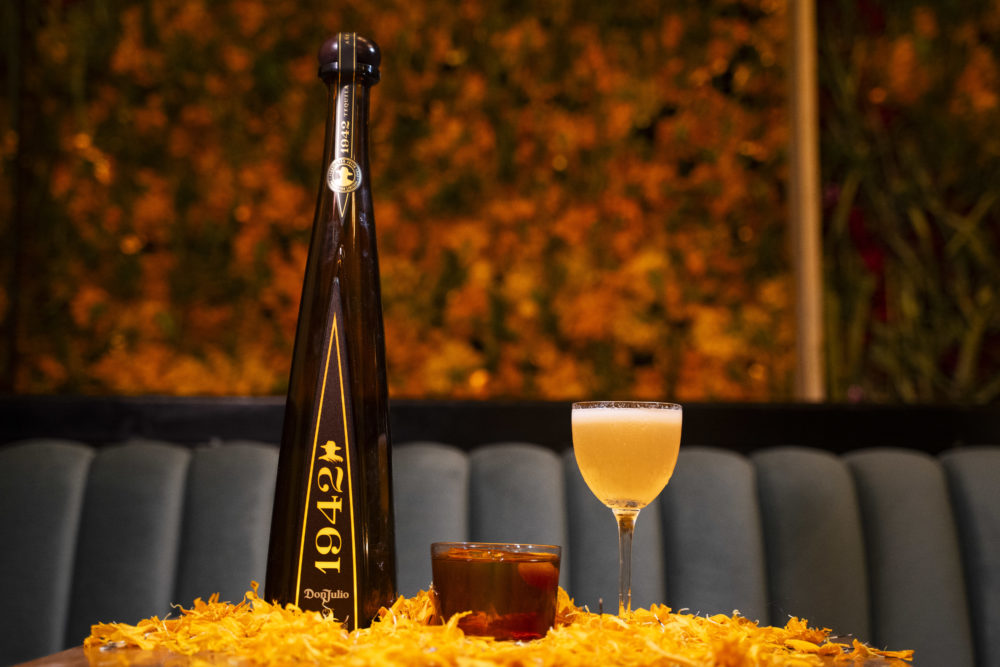 Don-Julio-x-Limantour-2-1-1-1000x667 - “La muerte chiquita”: exposición y cocteles de Día de Muertos en Licorería Limantour 