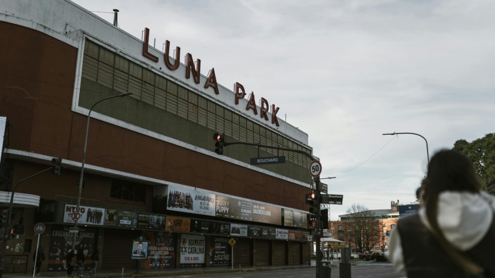 Luna_Park_Buenos_Aires-1000x563 - Tras los pasos de Eva Perón: las huellas de la primera dama en Buenos Aires