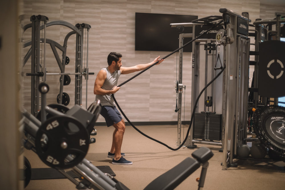 Westin-Anaheim-Fitness-Studio-1000x667 - Dónde dormir y comer en Anaheim, la ciudad donde se creó el primer Disneyland Park