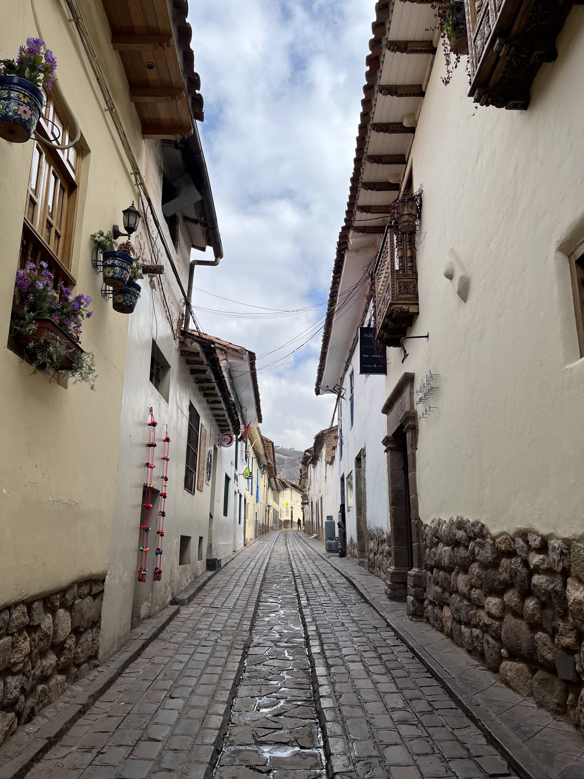 calle_Cusco-scaled - 12 horas en la ciudad de Cusco