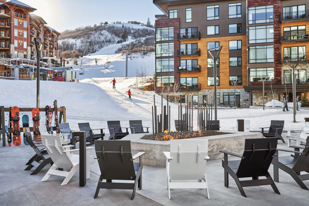 PPC-2-GE-SKI-BEACH-2535-1000x669 - 5 hoteles de lujo en resorts de esquí en Estados Unidos 