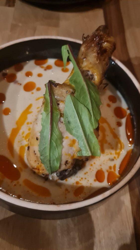 Las-Palmeras-JOse-Zapata-4-563x1000 - El chef José Zapata abrió una nueva sucursal del restaurante ícono del Barrio Mugica en uno de los corredores gastronómicos más top de Buenos Aires