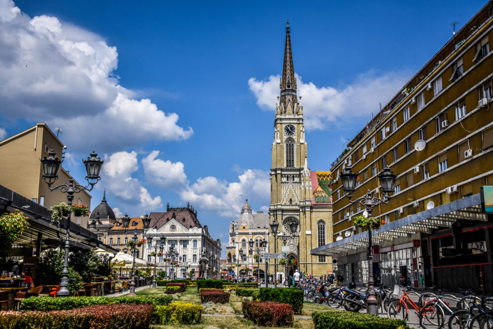 Novi-Sad-Serbia-1000x667 - 5 países poco concurridos para visitar en 2025