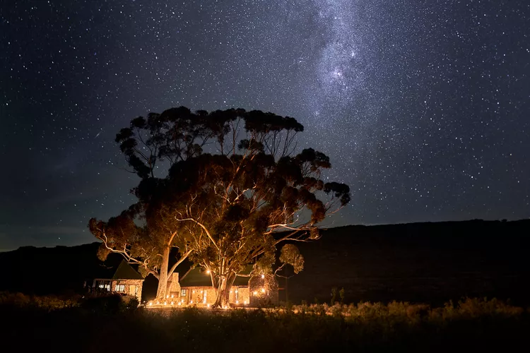 africa-safari-astroturismo - Estos lujosos lodges de Sudáfrica te ofrecen una visión inolvidable del cielo nocturno