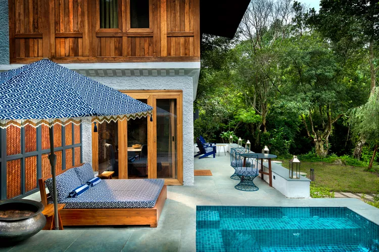 bhutan-punakha-piscina - Cómo planear el viaje de lujo perfecto a Bután