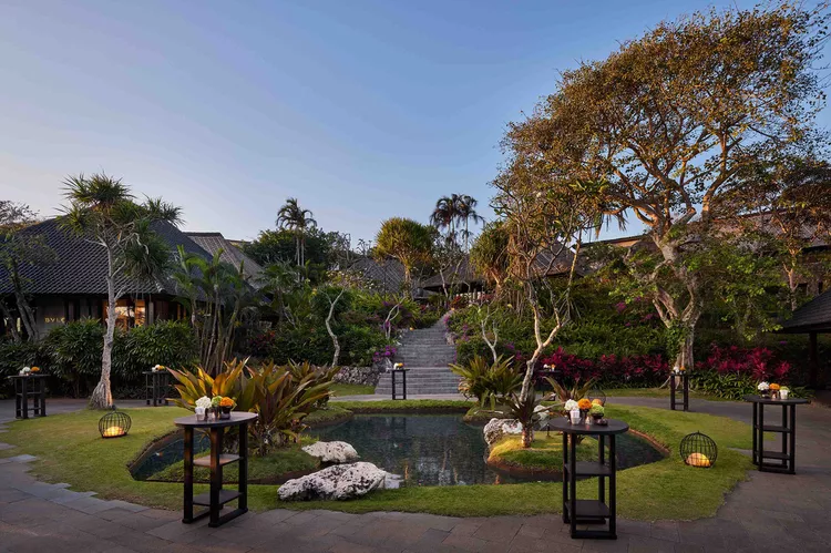 estanque-bulgari-bali - Bvlgari Resort Bali, un complejo de lujo en Indonesia