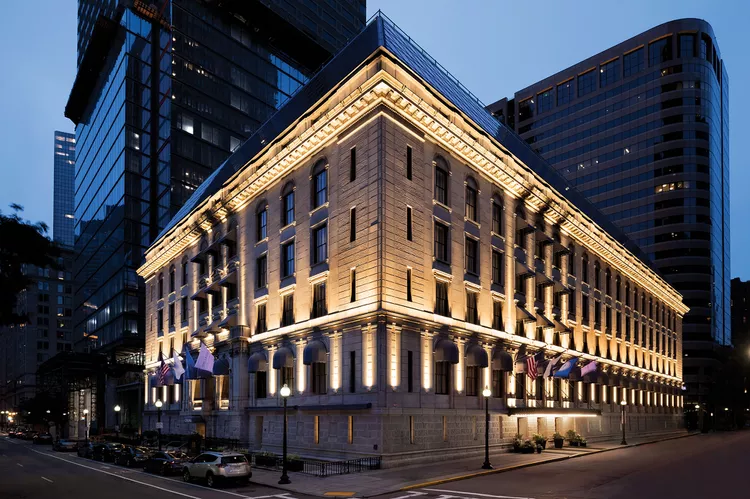 exterior-the-langham-boston - Este hotel en Boston acaba ser renovado por 200 millones de dólares