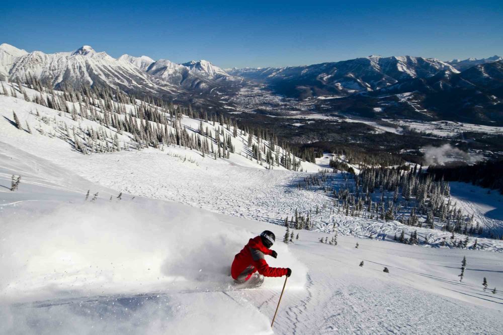 Este roadtrip por Canadá te lleva por 8 paradas de esquí con algunas de las nieves más profundas de América del Norte