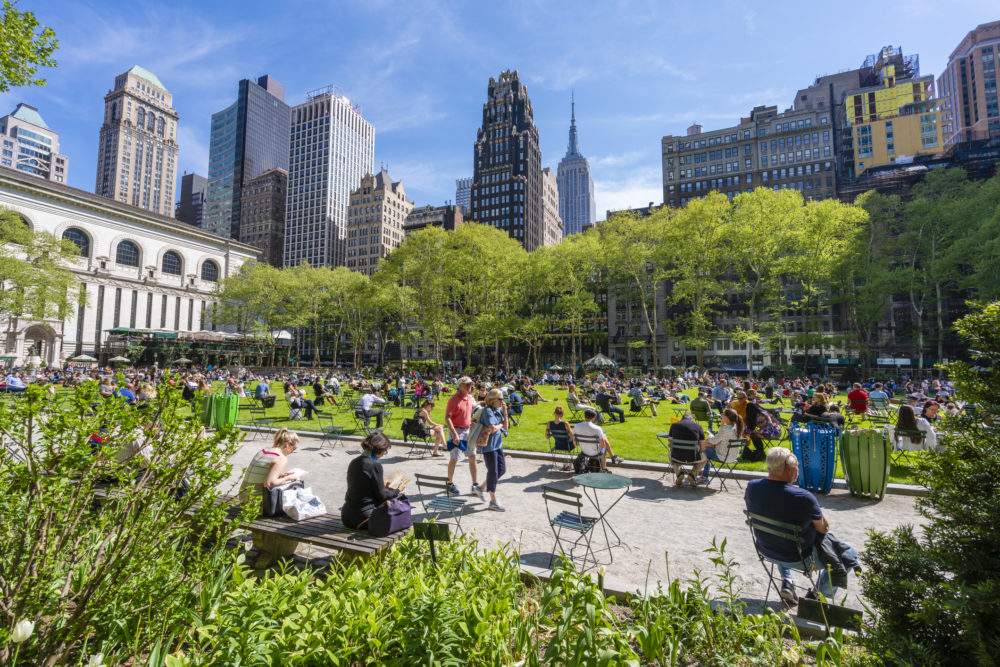 iStock-1026883716-1000x667 - 5 spots cute para pasar la tarde en Manhattan con tus amigas