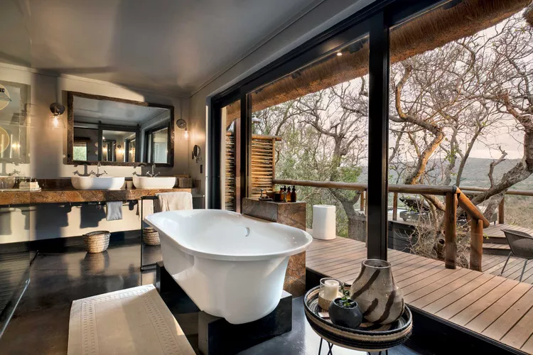 phinda-mountain-lodge - Estos lujosos lodges de Sudáfrica te ofrecen una visión inolvidable del cielo nocturno