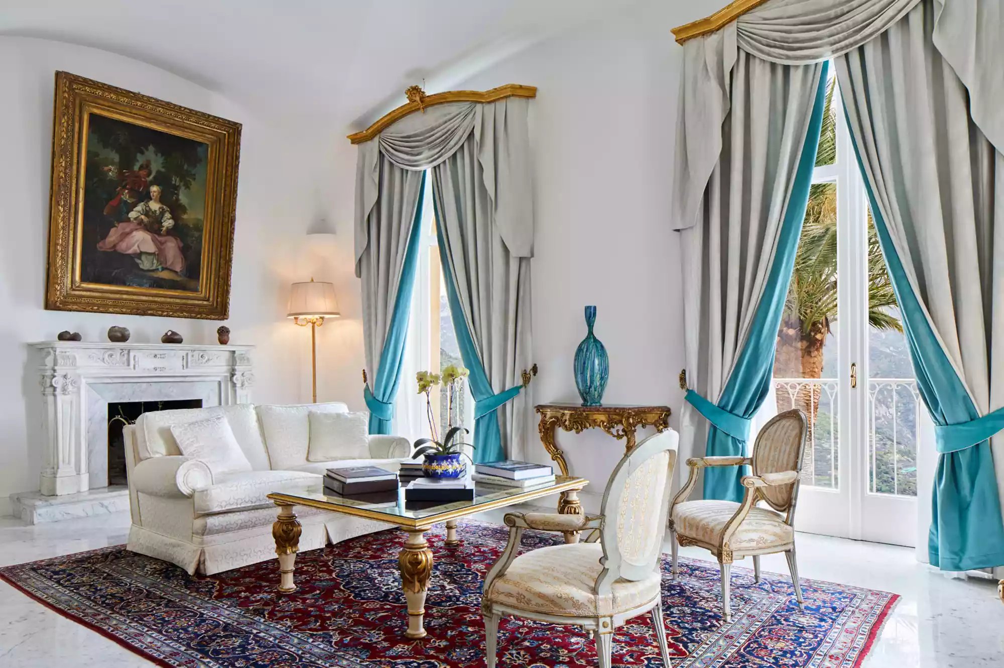 sala-orizzonte-suite-palazzo-avino - Palazzo Avino, un hotel de lujo en la costa de Amalfi