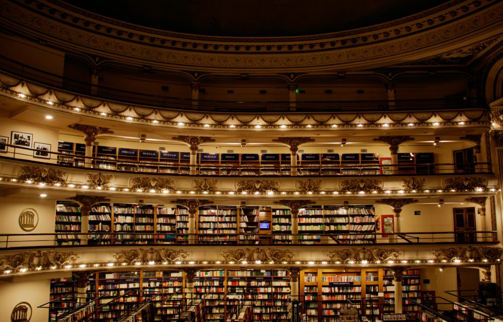 Turismo literario: 5 ciudades para los amantes de los libros