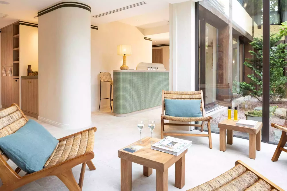 SPA-Hostellerie-La-Briquetterie-1000x665 - Soy una escritora de viajes con sede en París y este hotel en Champagne es uno de mis lugares favoritos para alojarme en Francia