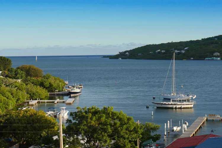 bahia-de-culebra-puerto-rico - Culebra, la isla con una de las mejores playas de Puerto Rico y el mundo