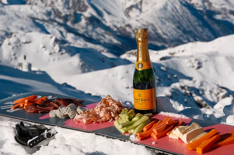 «Tablas de charcuterski», la última tendencia gastronómica del ski