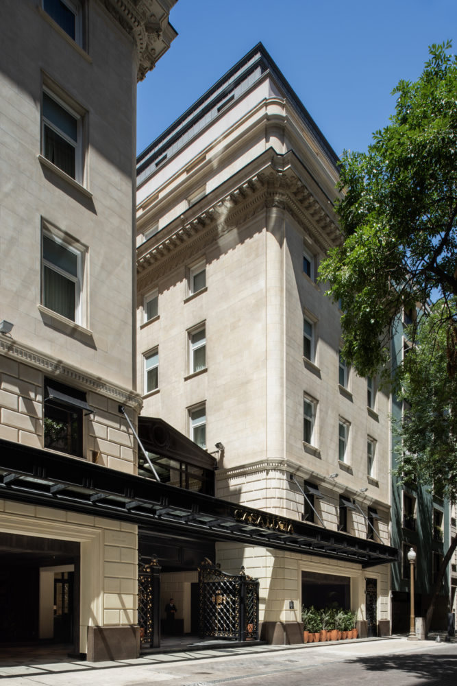 Hotel-Casa-Lucia-1-1-667x1000 - Hoteles en Buenos Aires: Casa Lucía, un hotel para la primera vez en la ciudad