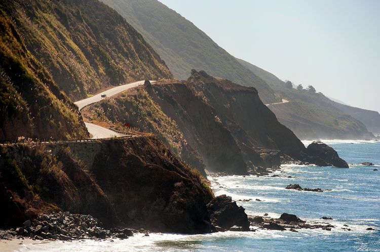 Esta ruta poco conocida con impresionantes vistas al mar fue nombrada el mejor viaje por carretera en la costa oeste de EE.UU.