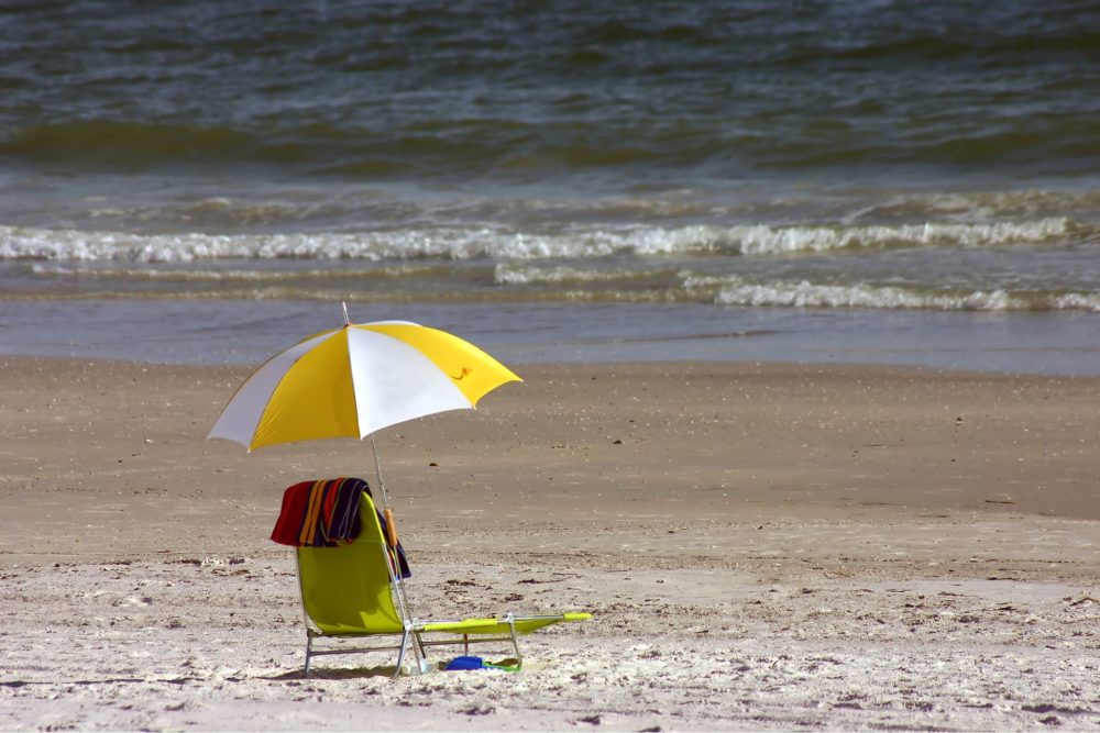 Así podrías recuperar tu dinero si la lluvia arruina tus vacaciones