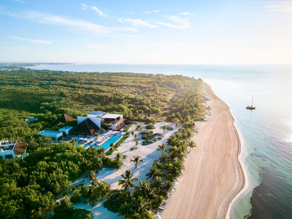 Copia-de-FINAL-AEREA-HERO-1000x750 - Chablé Maroma: lujo sustentable en la Riviera Maya