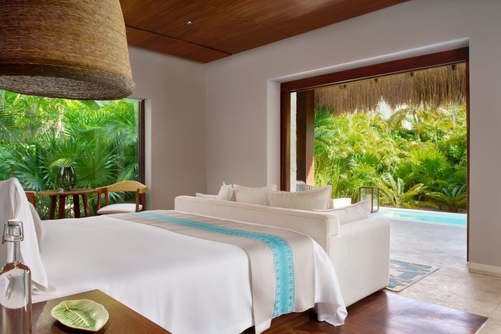Copy-of-ChableMaroma_JunglePoolVilla_KingSizeBed-2-1000x667 - Chablé Maroma: lujo sustentable en la Riviera Maya