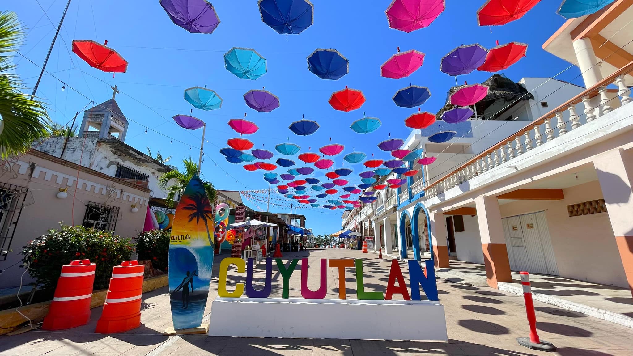 Ya viene el Carnaval de Cuyutlán 2025, una fiesta de colores y diversión en la costa del Pacífico