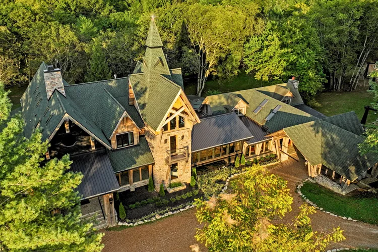 Puedes pasar la noche en el lugar donde Taylor Swift y Dolly Parton grabaron su música