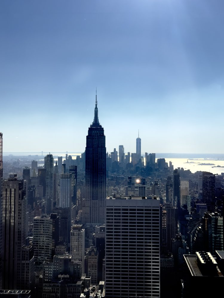Panomarica-de-Nueva-York-desde-el-Rockefeller-Center-1-750x1000 - Estas son las ciudades más “atractivas” del mundo