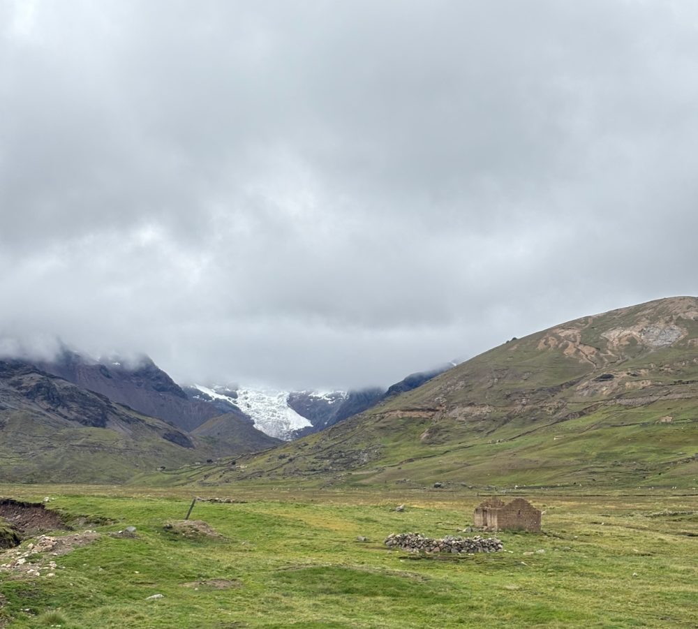 glaciar-1280-1000x901 - Esta laguna glaciar de ensueño en la cordillera del Ausangate te dejará sin palabras