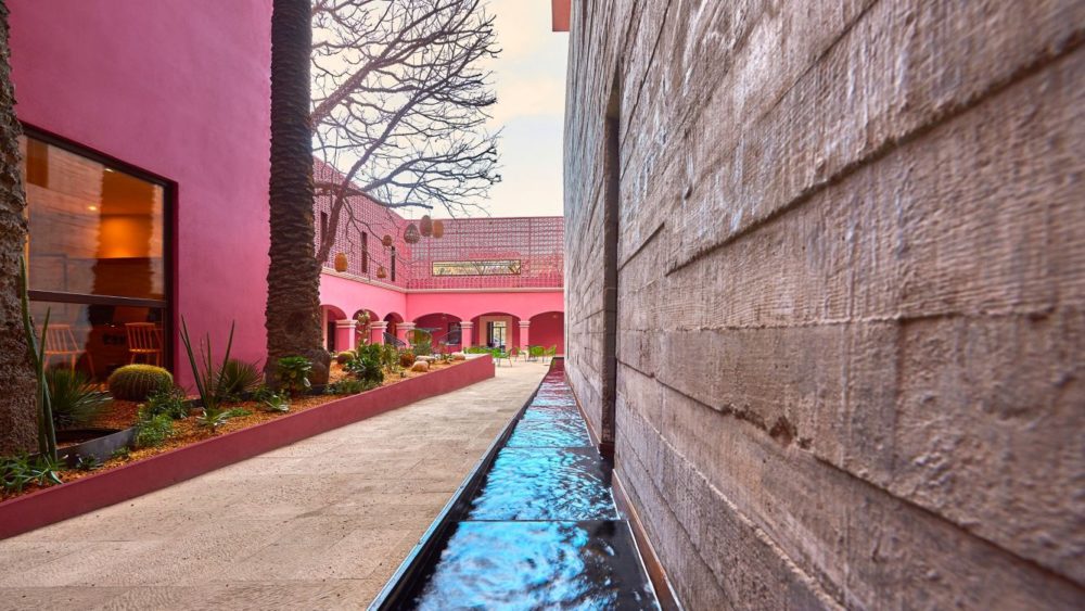 hotel-rosa-oaxaca-alberca-1000x563 - El hotel rosa en Oaxaca para tomar las fotografías más aesthetic