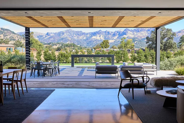 El nuevo tasting room, con vista a las montañas, que tienes que visitar en Napa Valley