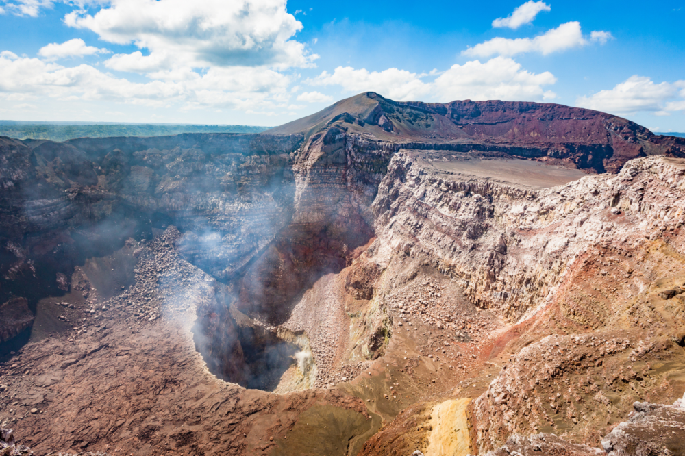 volcan-masaya-1000x666 - Estos son los volcanes más visitados en América para hacer trekking
