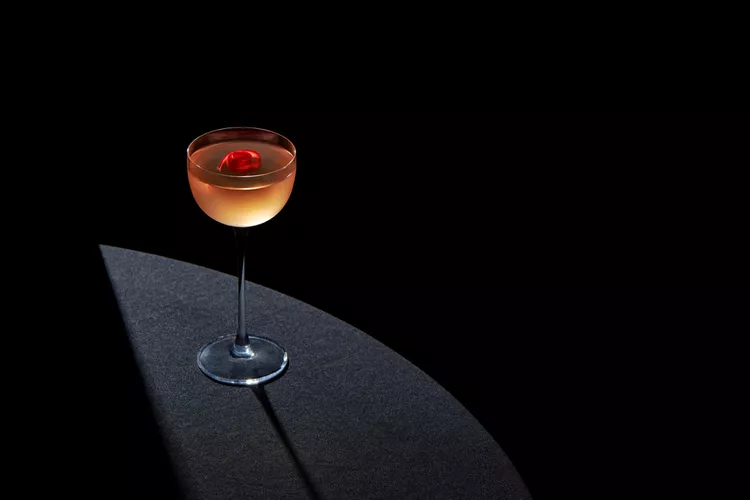 Una mirada al interior de 7 bares speakeasy en hoteles de lujo