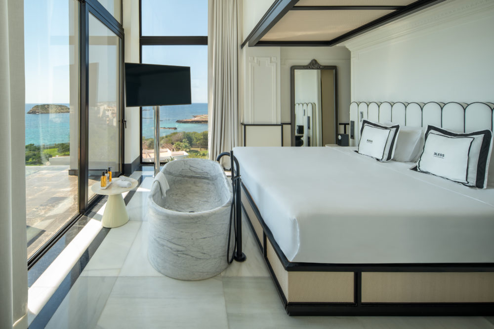 hab_412_bless_your_presidencial_suite_05-1000x667 - BLESS Hotel Ibiza: un destino en sí mismo