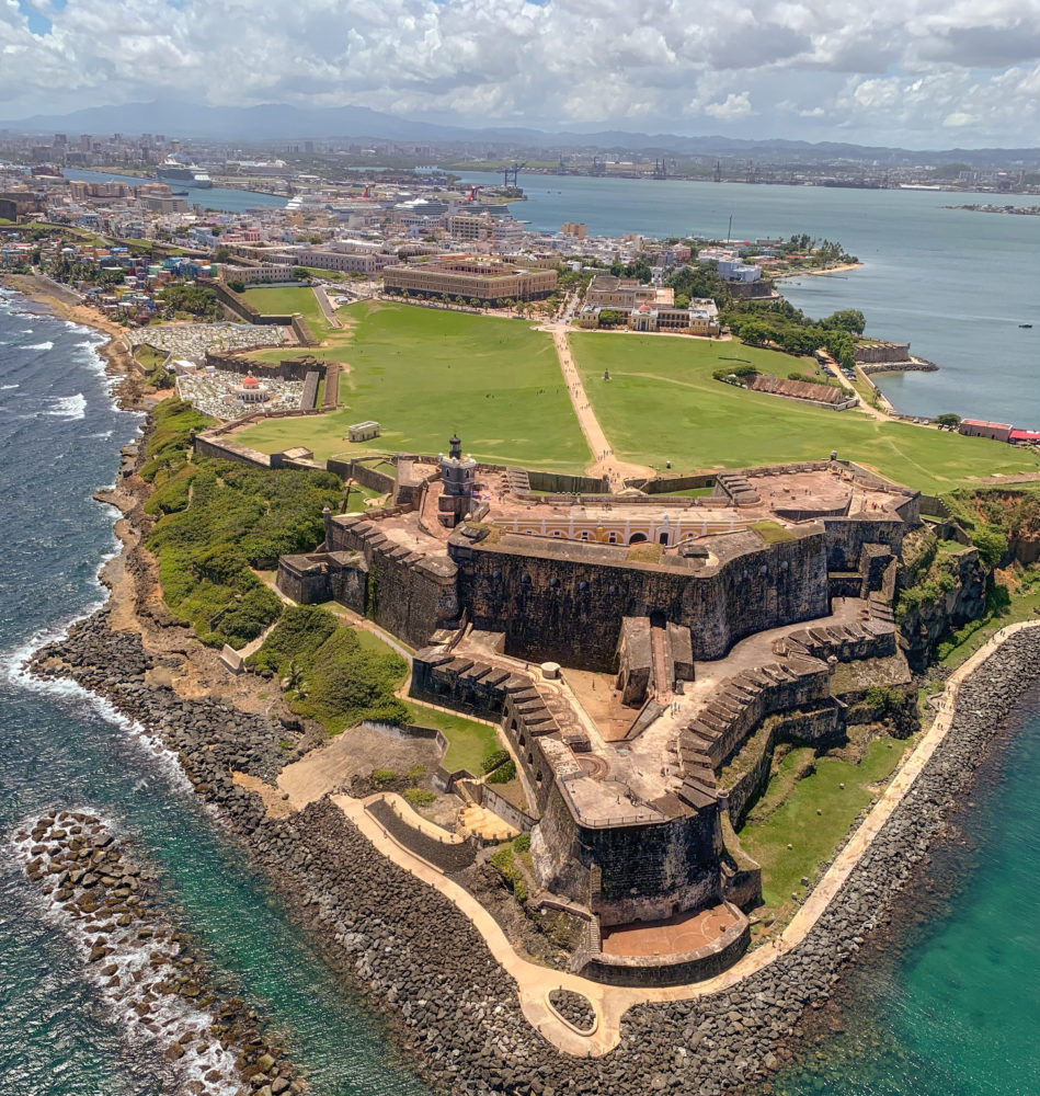 tinywow_Castillo-San-Felipe-1-copia_79597509-949x1000 - Puerto Rico para amantes de la historia: lo que no te puedes perder