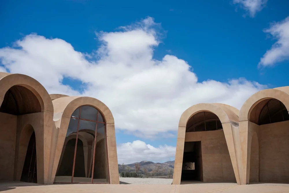 Un oasis entre viñedos: así es Banyan Tree Veya Valle de Guadalupe, el nuevo refugio de lujo y bienestar en Baja California