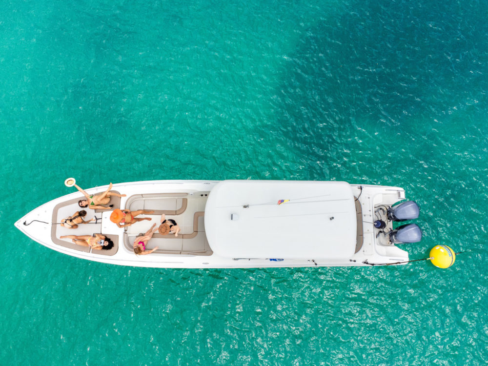 Blue Apple Beach, un club de playa sostenible en la bahía de Cartagena 