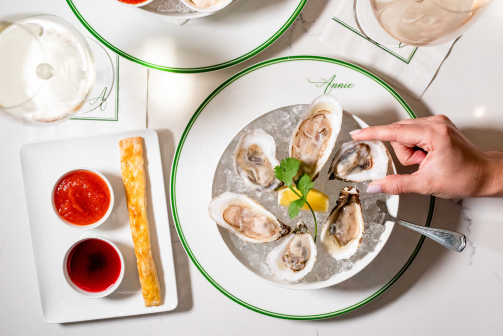 Oysters_Kirsten-Gilliam-1000x667 - Descubre Houston: una guía infalible por sus sabores