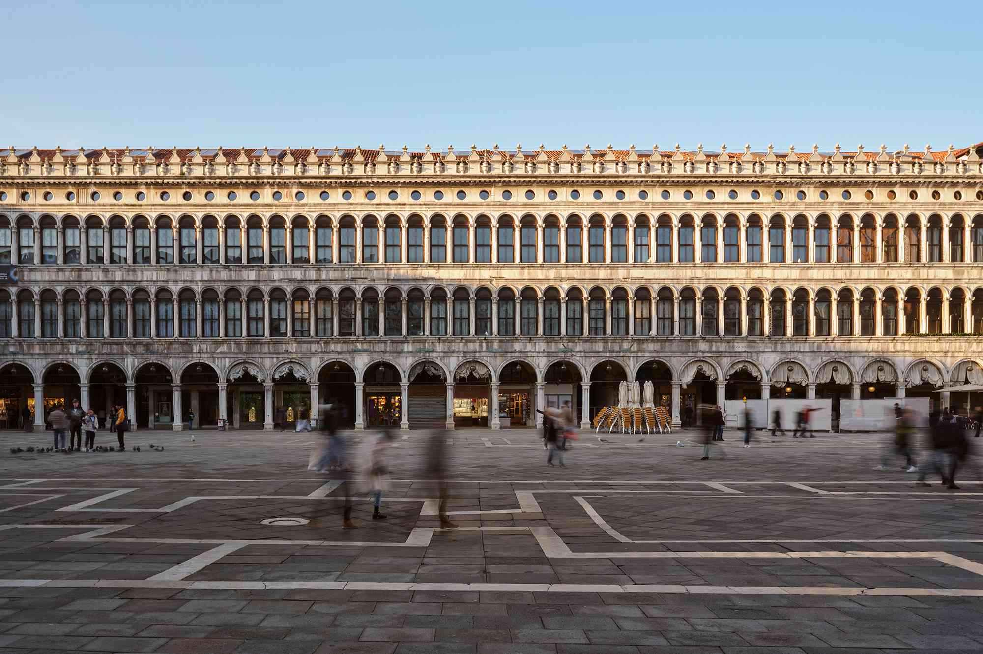 Venecia redibuja su historia: las Procuratie Vecchie renacen como un vibrante centro de arte contemporáneo