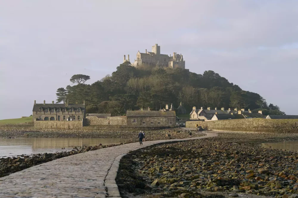 TAL-st-michaels-mount-CORNWALLMAKERS0625-2da273a6f01d42c4b764156e10979c83-1000x667 - Esta zona costera de Inglaterra es conocida por sus playas impresionantes, pero también alberga una comunidad de artistas