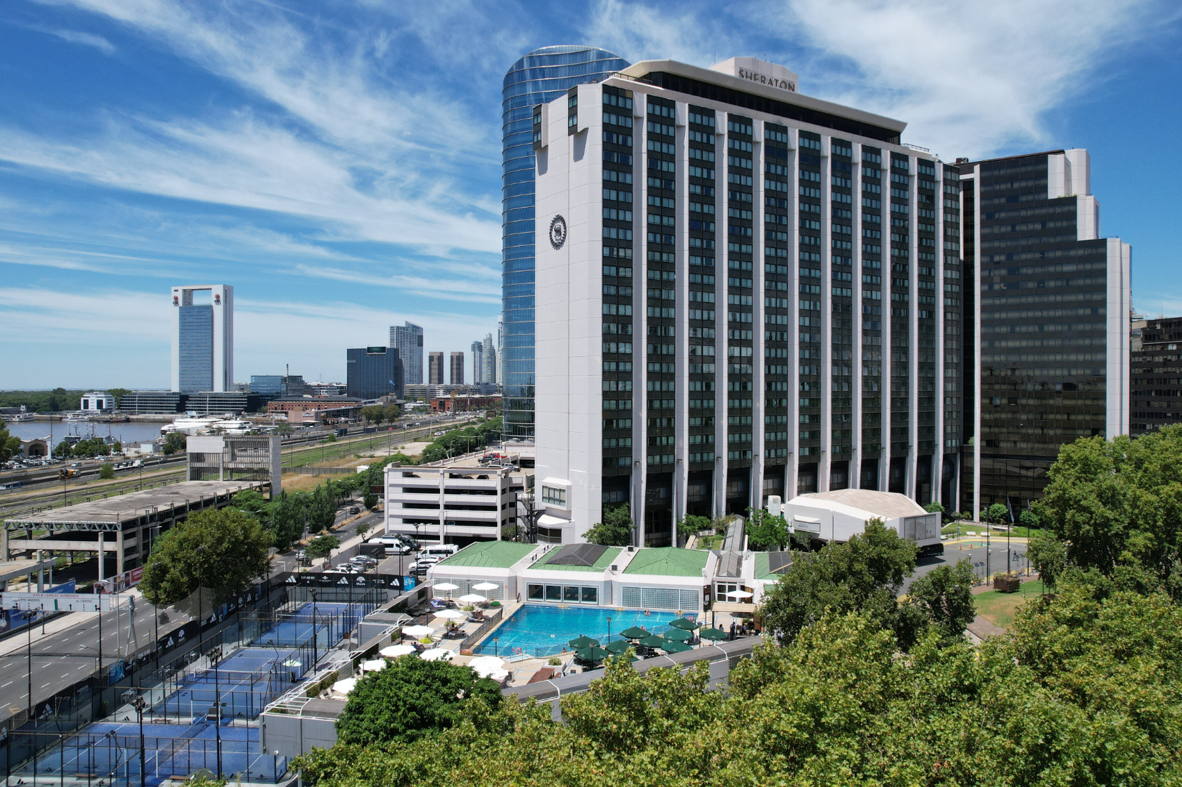 Sheraton Buenos Aires: confort clásico y ubicación privilegiada en el corazón porteño